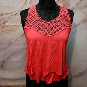 Beware Elegant Coral Lace Trim Tank‎